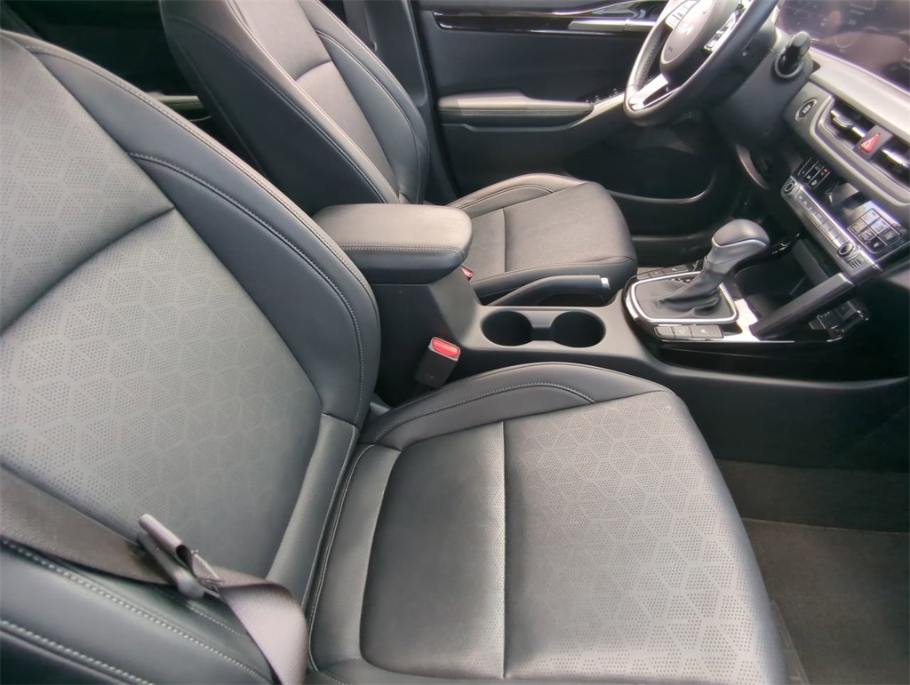 used 2024 Kia Seltos car, priced at $22,391