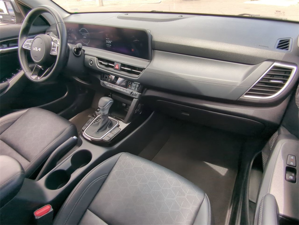 used 2024 Kia Seltos car, priced at $22,391