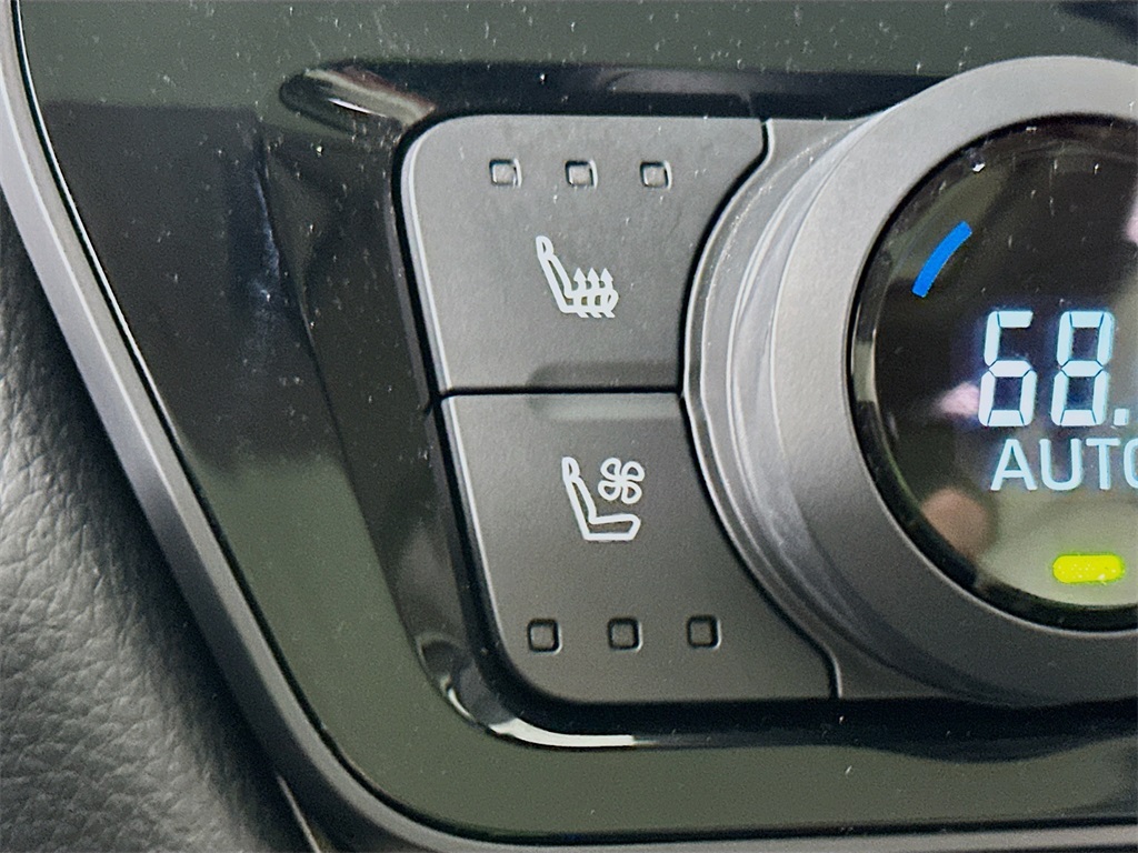 used 2024 Toyota Grand Highlander car, priced at $46,870