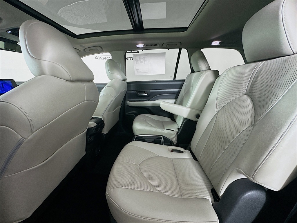 used 2024 Toyota Grand Highlander car, priced at $46,870