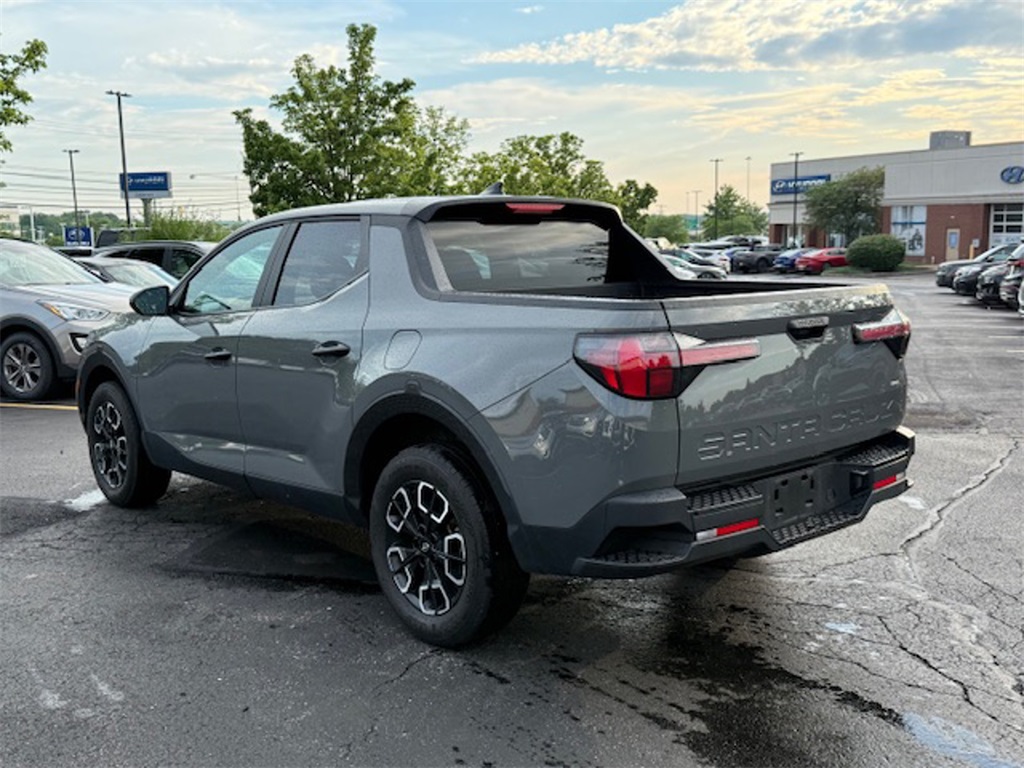 used 2024 Hyundai Santa Cruz car, priced at $24,997