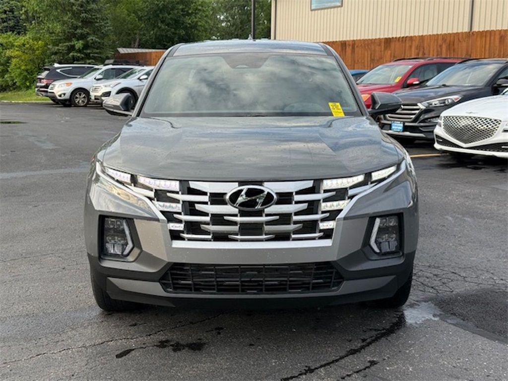 used 2024 Hyundai Santa Cruz car, priced at $24,997
