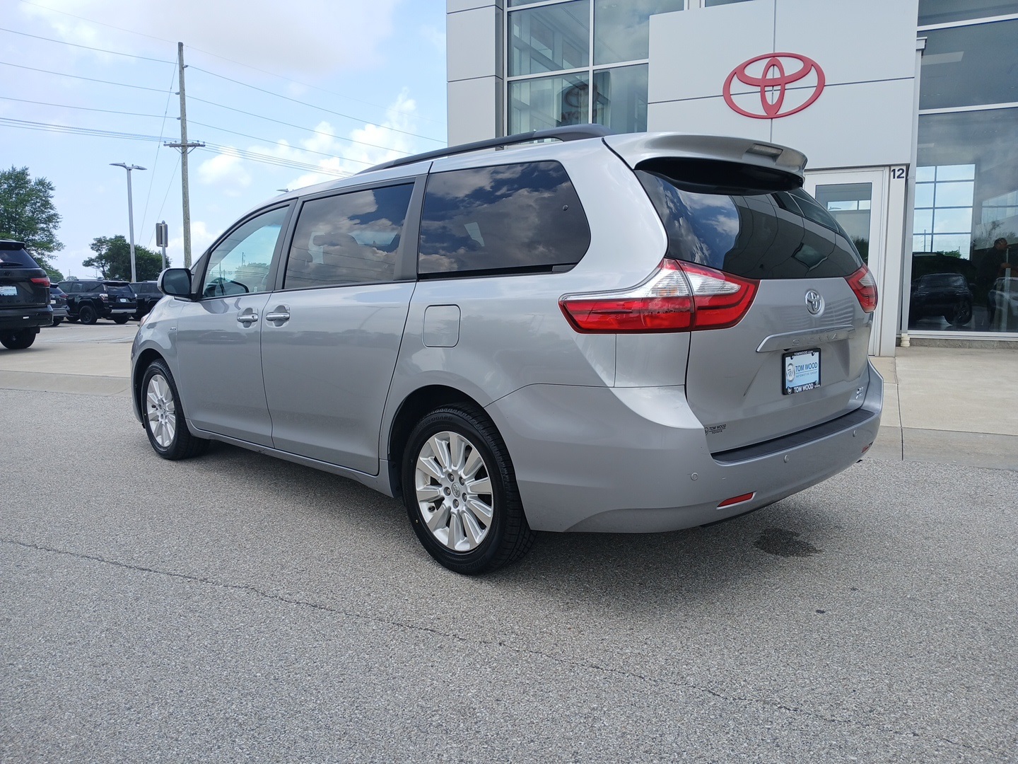 used 2016 Toyota Sienna car, priced at $18,027