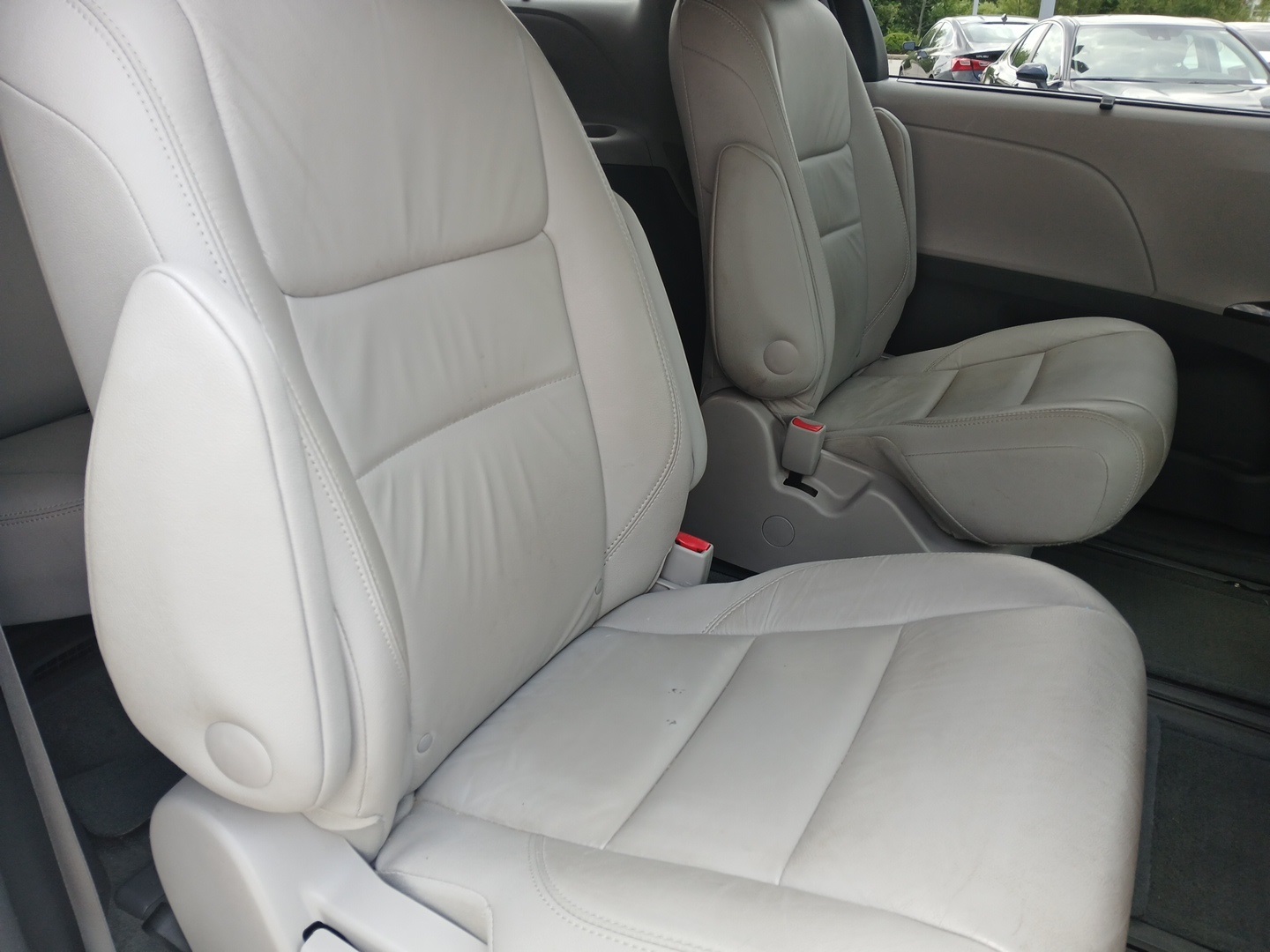 used 2016 Toyota Sienna car, priced at $18,027