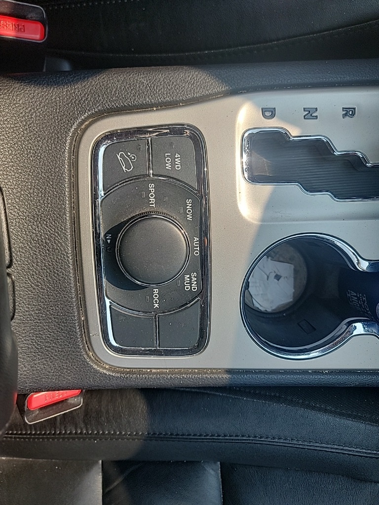 used 2011 Jeep Grand Cherokee car