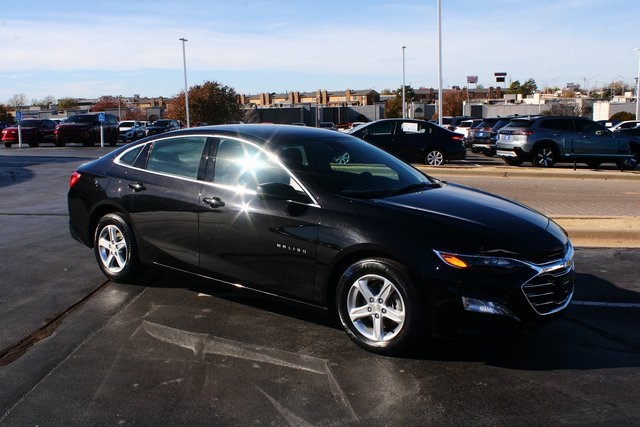 used 2024 Chevrolet Malibu car, priced at $20,213