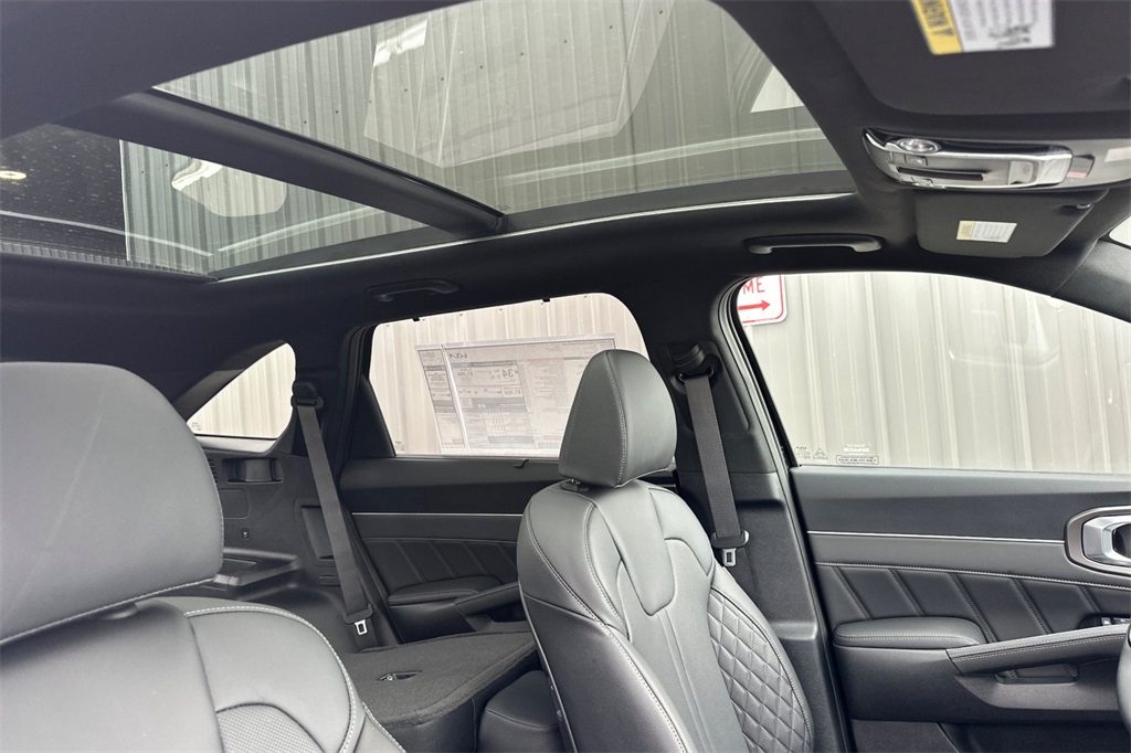 new 2026 Kia Sorento Hybrid car, priced at $48,900