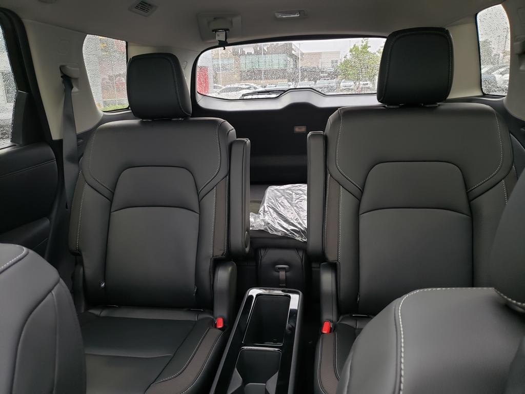 new 2025 Nissan Pathfinder car, priced at $39,906