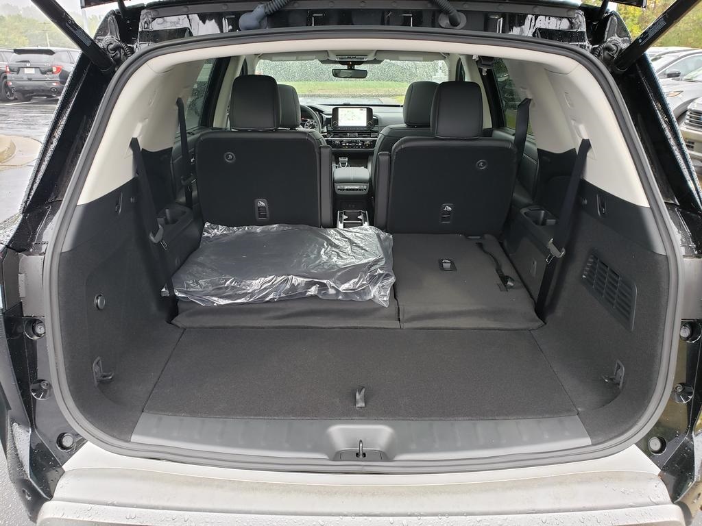 new 2025 Nissan Pathfinder car, priced at $39,906
