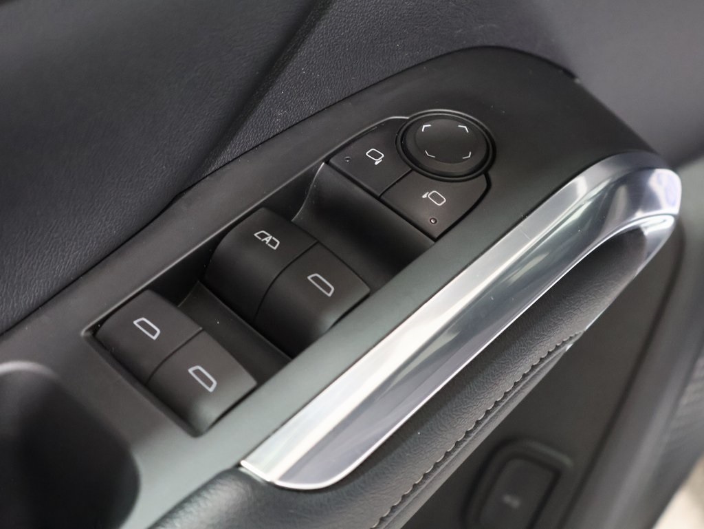 used 2024 Chevrolet Traverse car, priced at $38,500