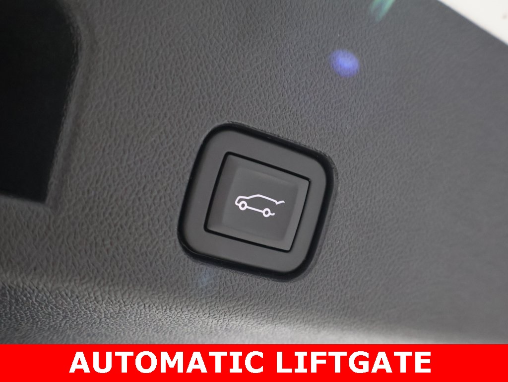 used 2024 Chevrolet Traverse car, priced at $38,500
