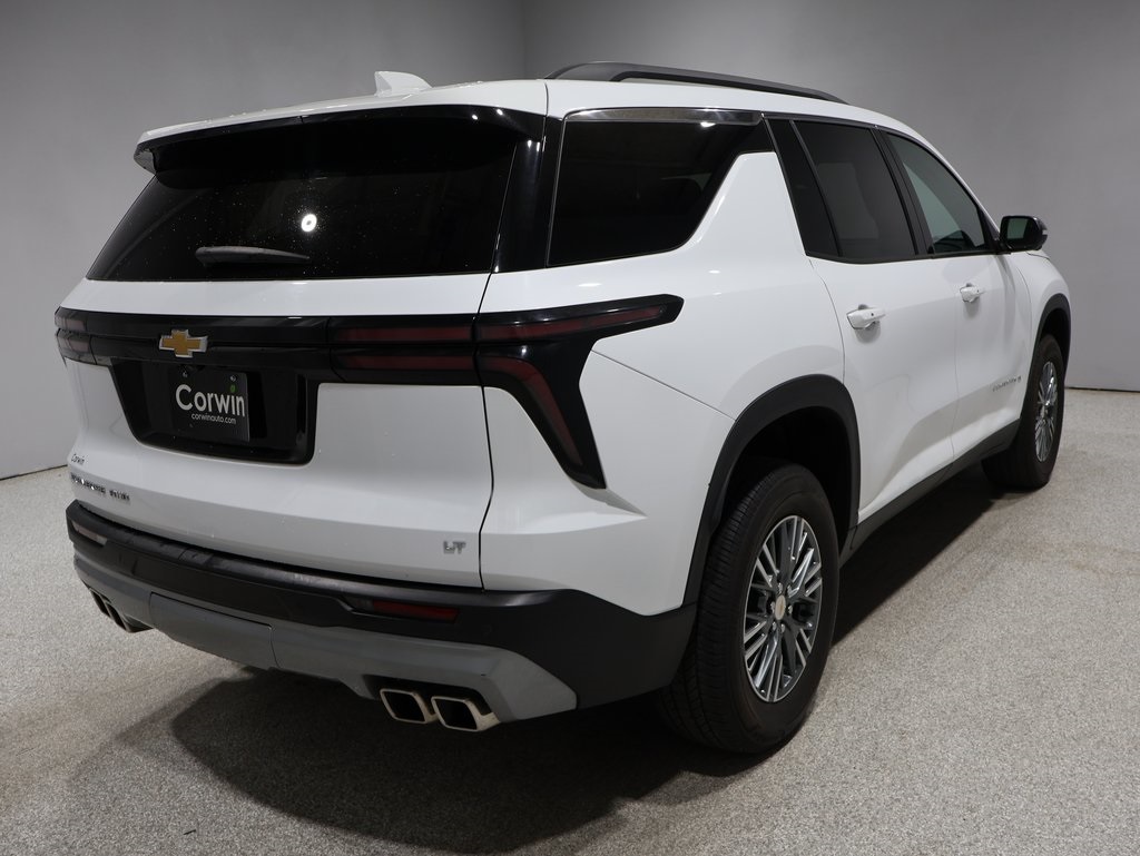 used 2024 Chevrolet Traverse car, priced at $38,500