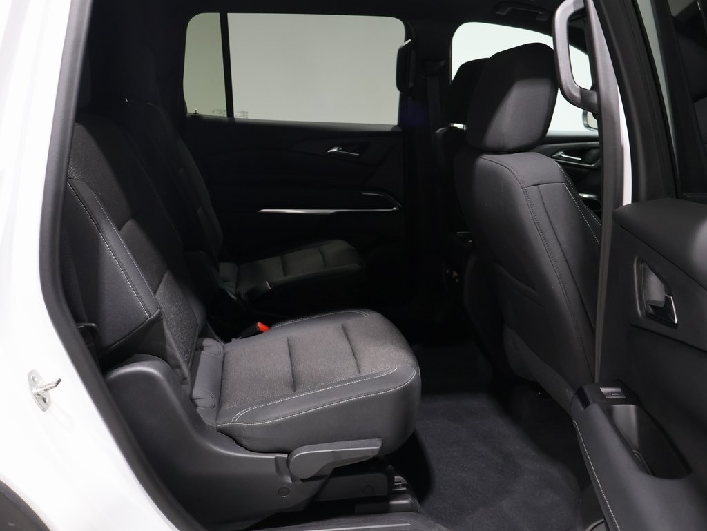 used 2024 Chevrolet Traverse car, priced at $38,500
