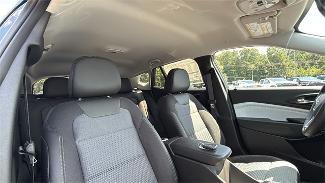 new 2025 Chevrolet Trax car, priced at $25,485