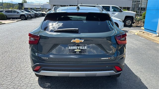 new 2025 Chevrolet Trax car, priced at $25,485