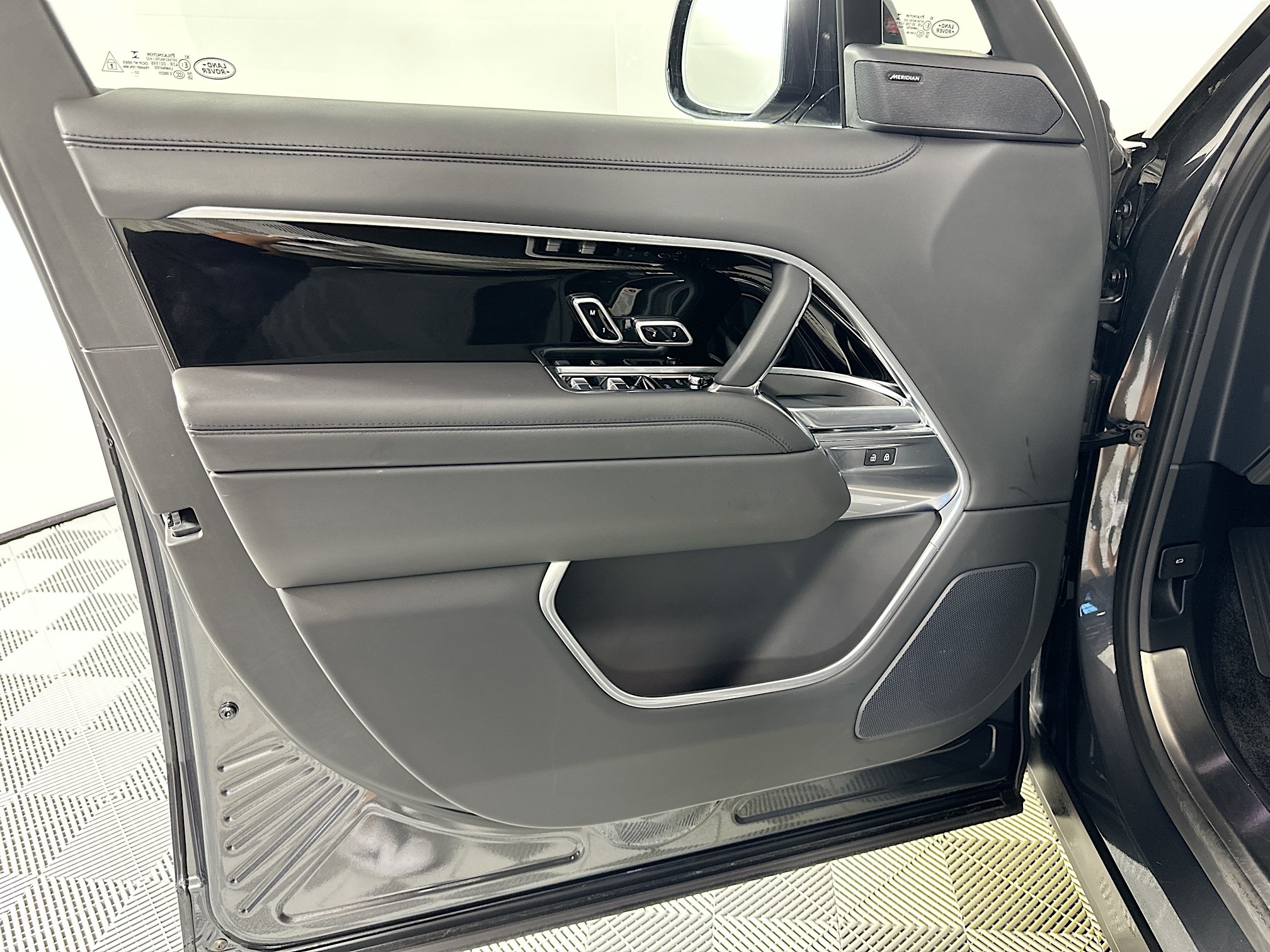 used 2023 Land Rover Range Rover car, priced at $99,995