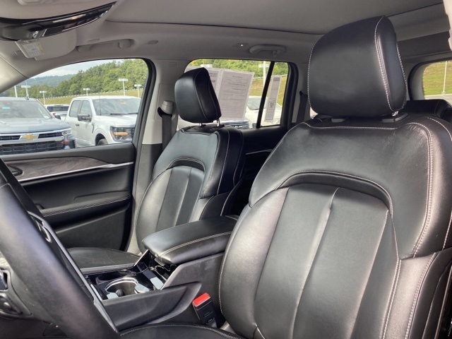 used 2022 Jeep Grand Cherokee car, priced at $29,878
