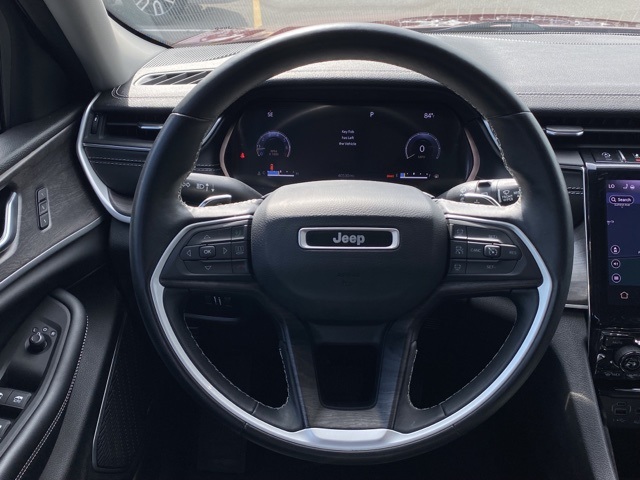 used 2022 Jeep Grand Cherokee car, priced at $29,878