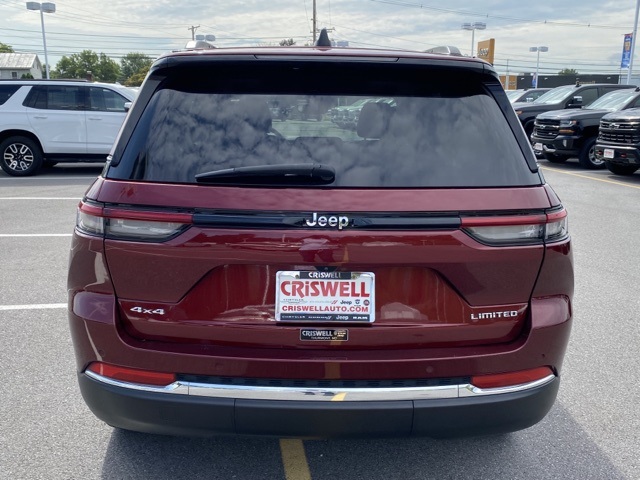 used 2022 Jeep Grand Cherokee car, priced at $29,878