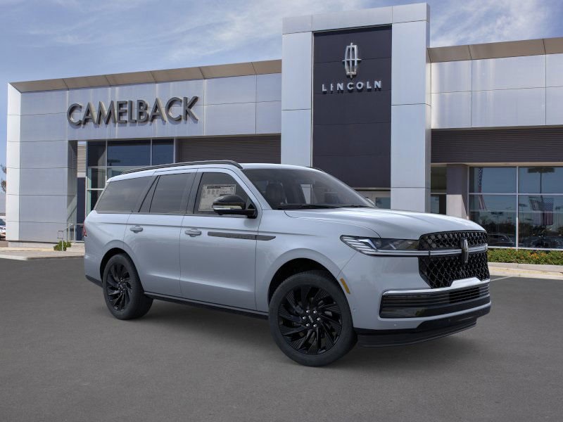 new 2025 Lincoln Navigator car, priced at $110,340