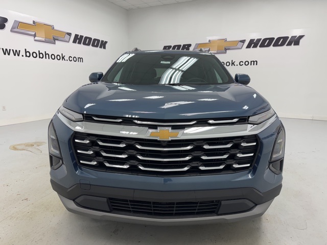 new 2026 Chevrolet Equinox car, priced at $33,015