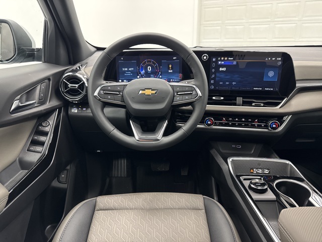 new 2026 Chevrolet Equinox car, priced at $33,015