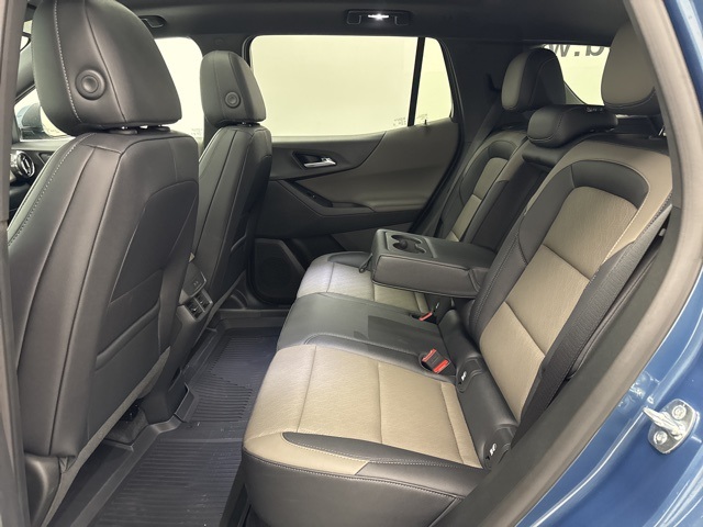 new 2026 Chevrolet Equinox car, priced at $33,015