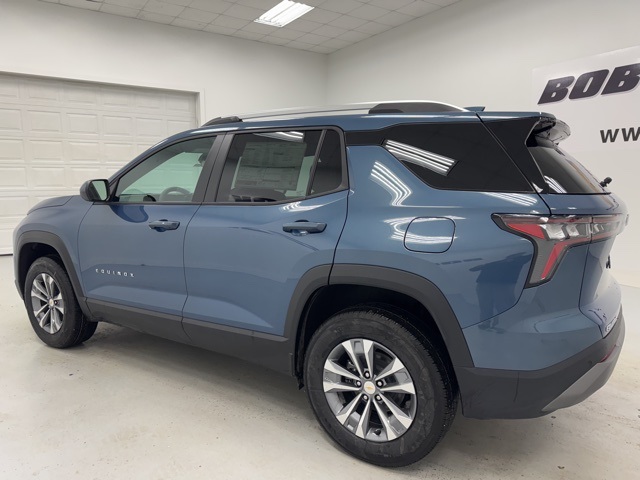 new 2026 Chevrolet Equinox car, priced at $33,015