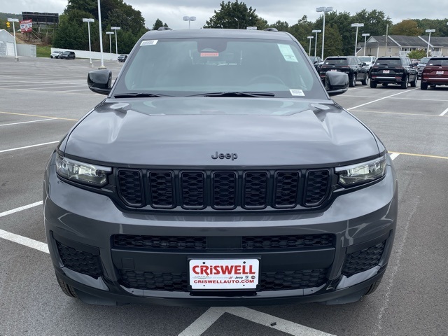 new 2025 Jeep Grand Cherokee L car, priced at $39,891