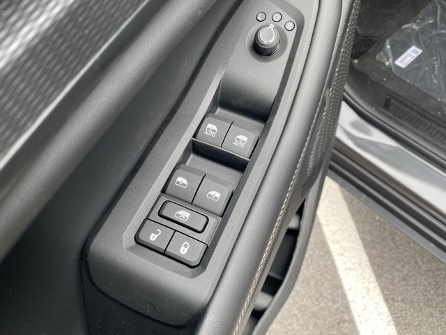 new 2025 Jeep Grand Cherokee L car, priced at $39,891