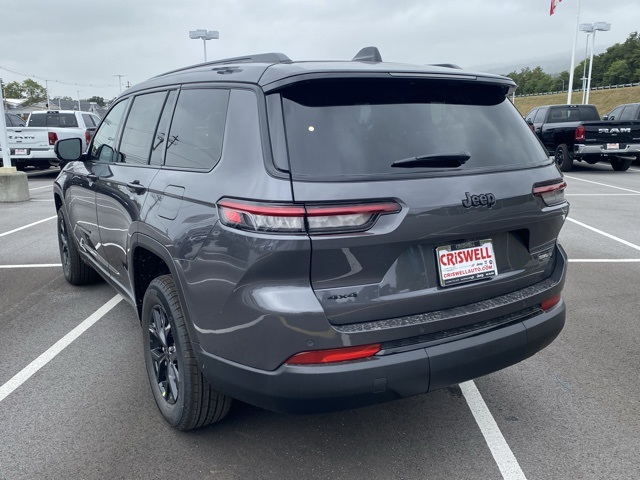 new 2025 Jeep Grand Cherokee L car, priced at $39,891