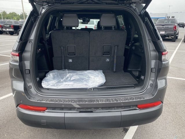 new 2025 Jeep Grand Cherokee L car, priced at $39,891