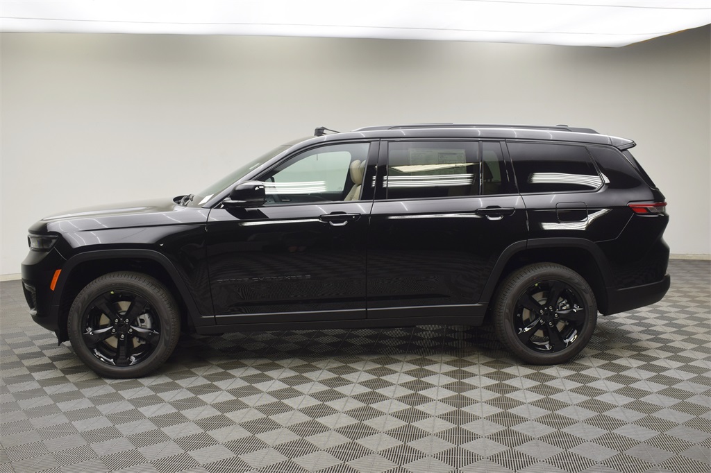 new 2025 Jeep Grand Cherokee L car, priced at $50,776