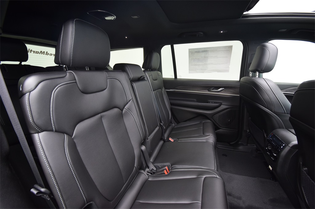 new 2025 Jeep Grand Cherokee L car, priced at $50,776
