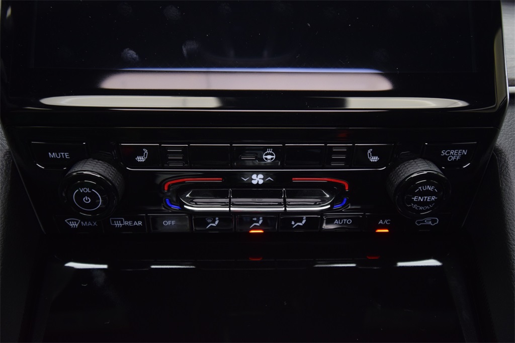 new 2025 Jeep Grand Cherokee L car, priced at $50,776
