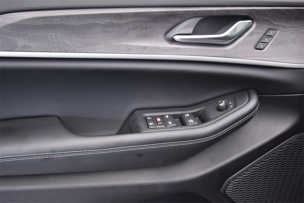 new 2025 Jeep Grand Cherokee L car, priced at $50,776
