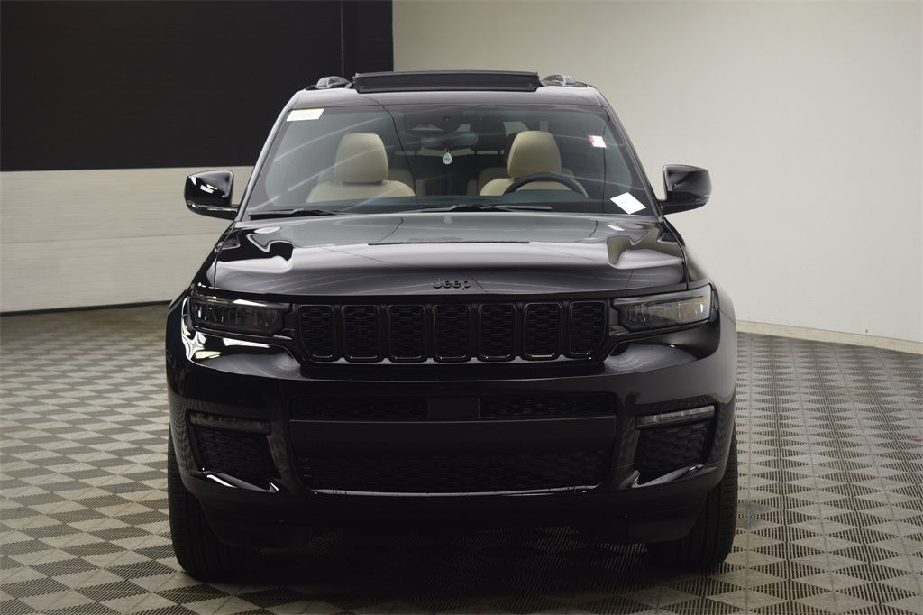 new 2025 Jeep Grand Cherokee L car, priced at $50,776