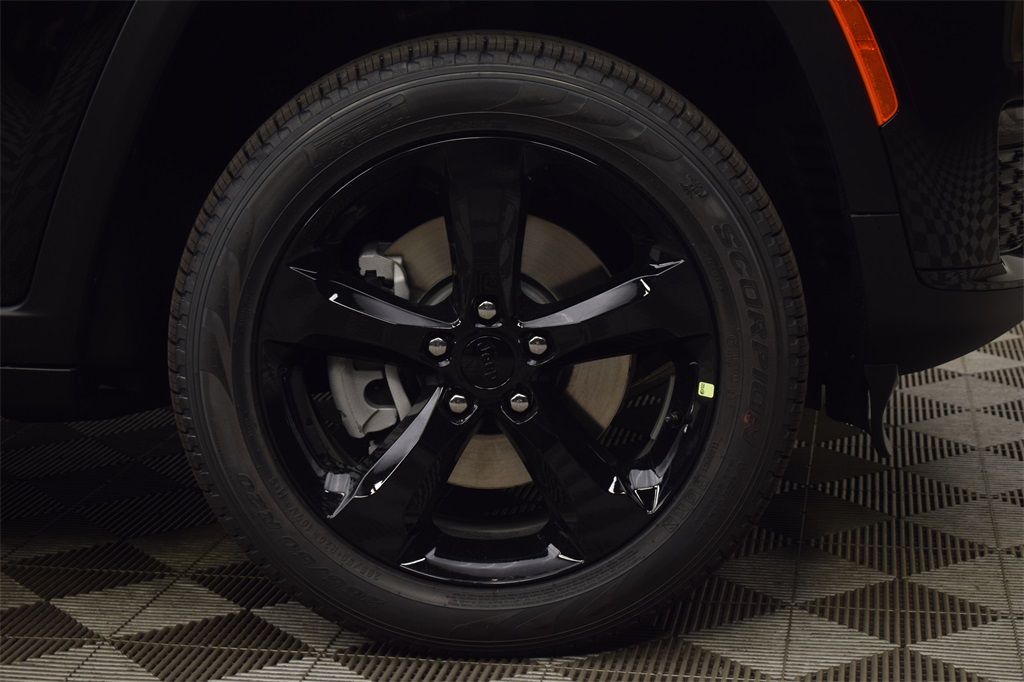 new 2025 Jeep Grand Cherokee L car, priced at $50,776