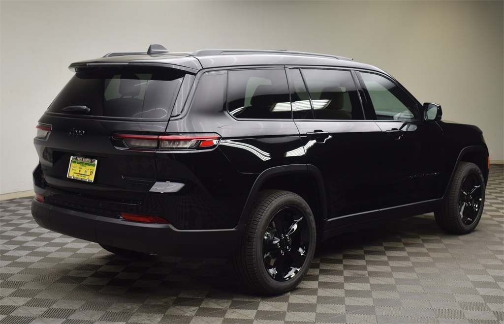 new 2025 Jeep Grand Cherokee L car, priced at $50,776