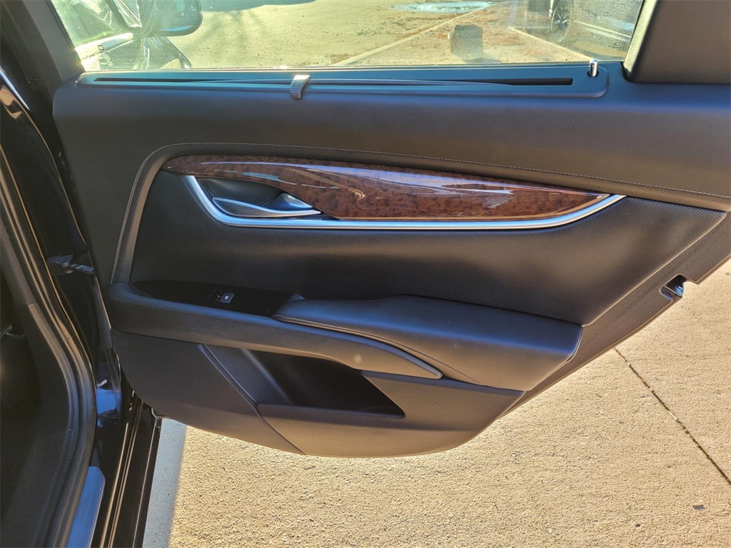 used 2013 Cadillac XTS car, priced at $11,320