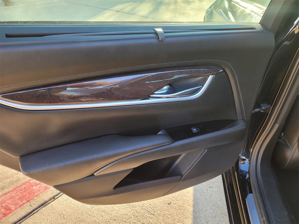 used 2013 Cadillac XTS car, priced at $11,320