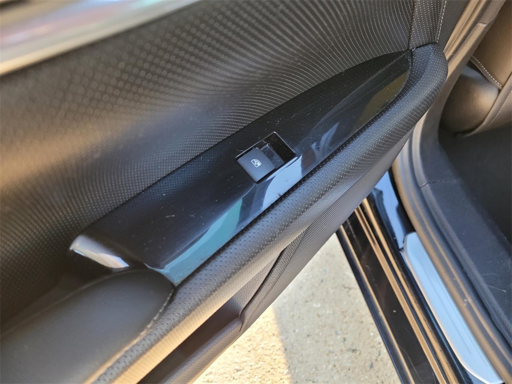 used 2013 Cadillac XTS car, priced at $11,320