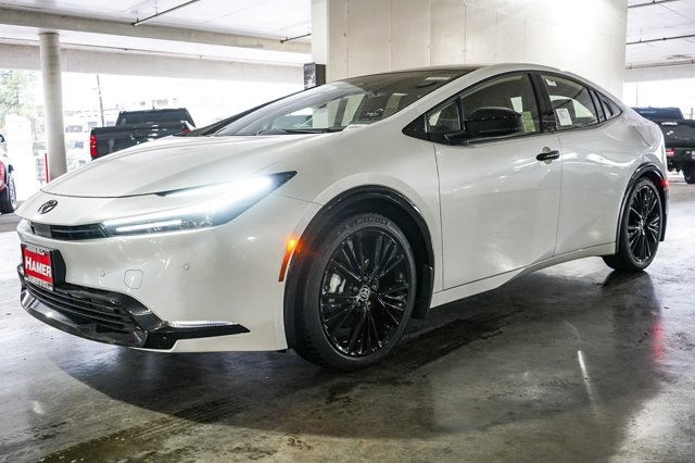 new 2026 Toyota Prius Plug-In Hybrid car, priced at $42,013