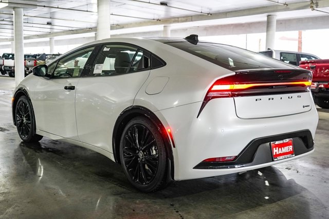 new 2026 Toyota Prius Plug-In Hybrid car, priced at $42,013