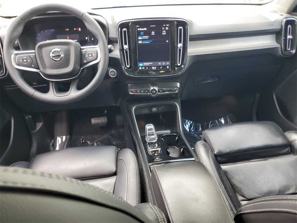 used 2023 Volvo XC40 car, priced at $29,994