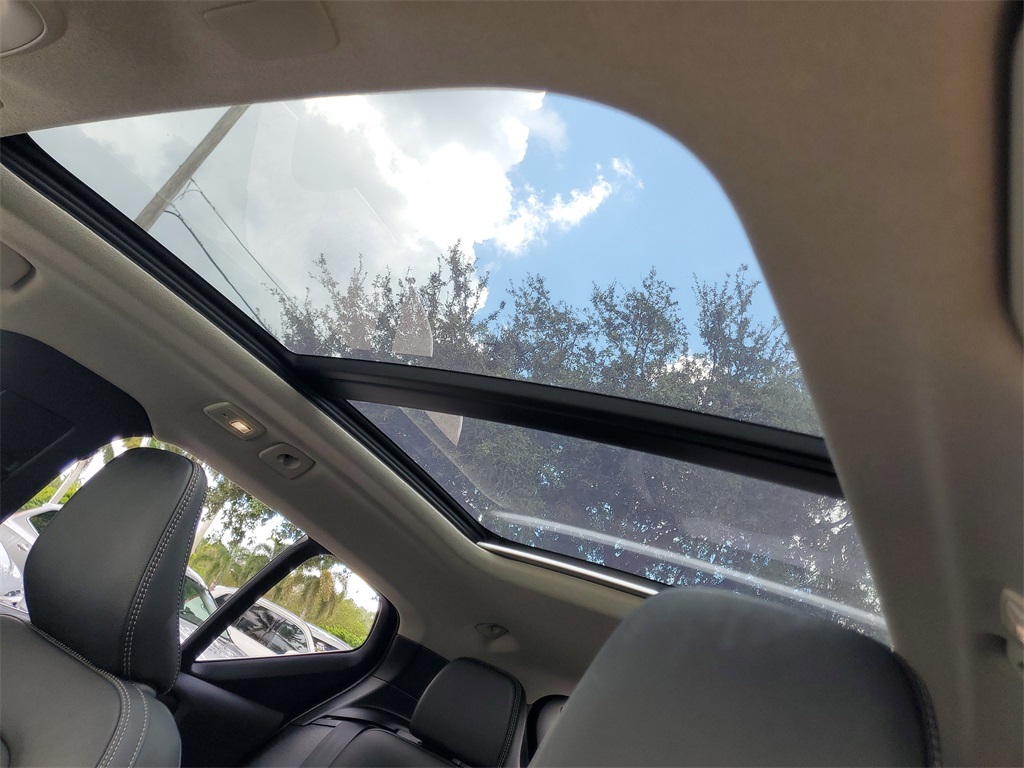 used 2023 Volvo XC40 car, priced at $29,994