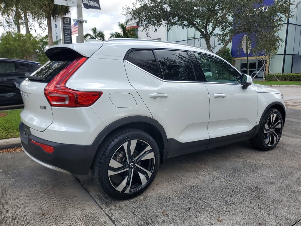 used 2023 Volvo XC40 car, priced at $29,994
