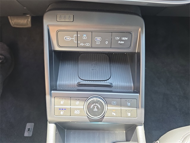 new 2025 Hyundai Kona car, priced at $33,238