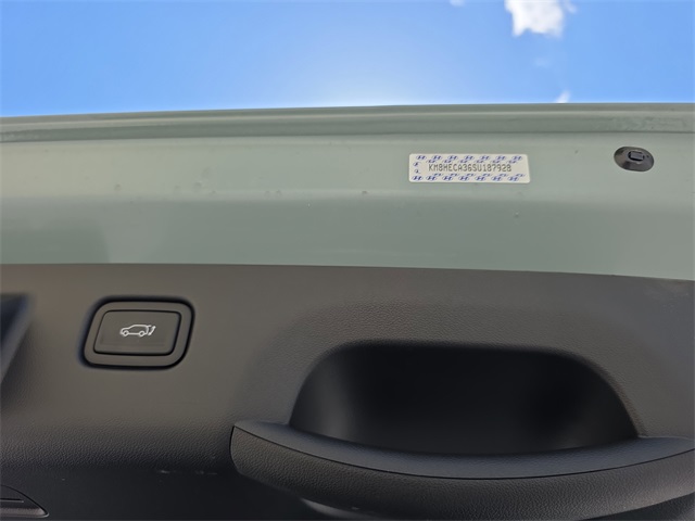 new 2025 Hyundai Kona car, priced at $33,238