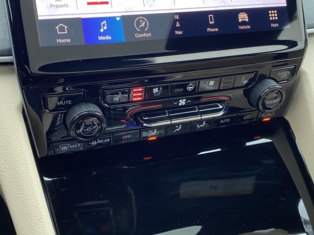 used 2022 Jeep Grand Cherokee car, priced at $28,987